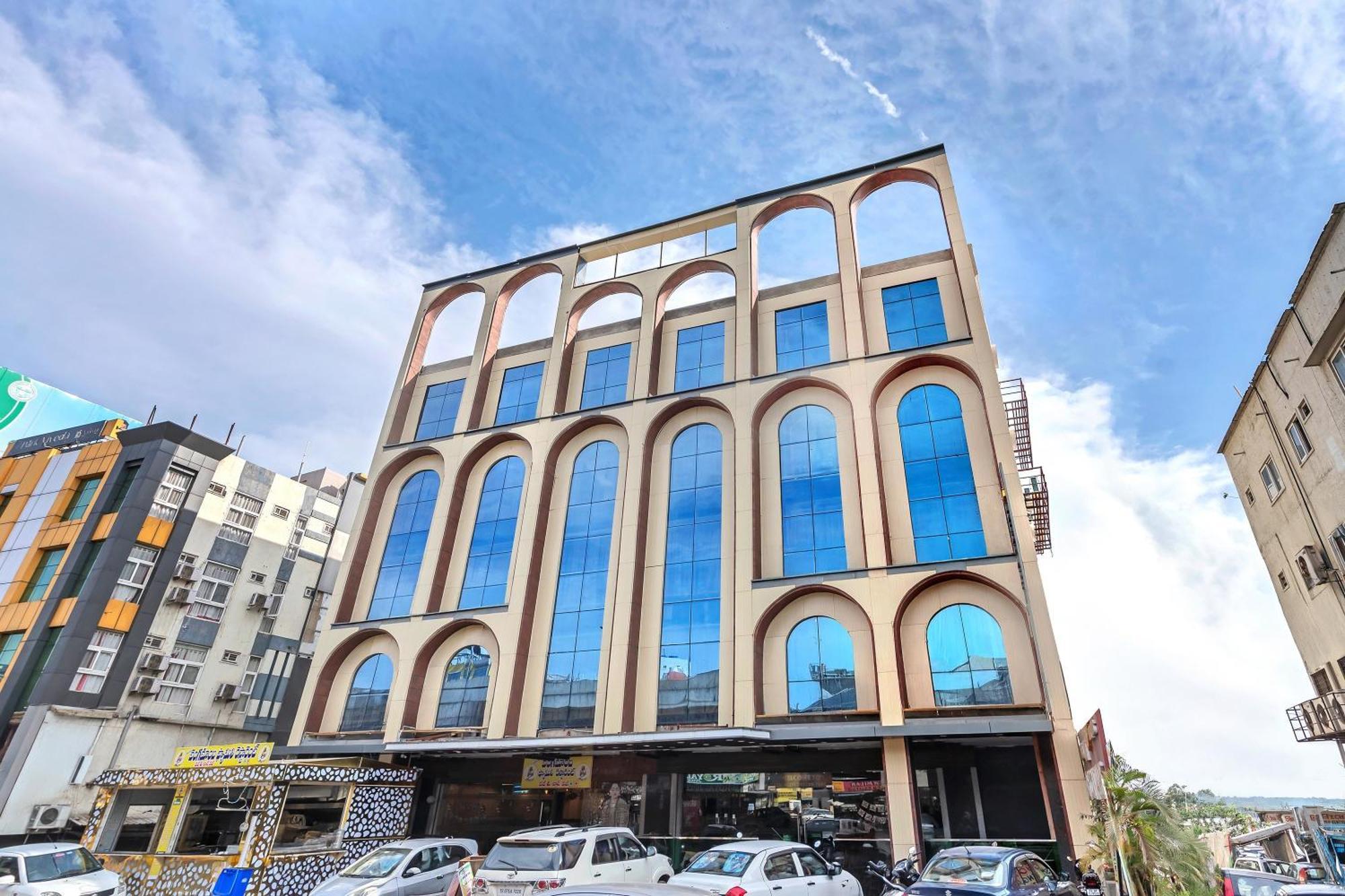 Hotel Sm Deccan Park シャムシャバード エクステリア 写真