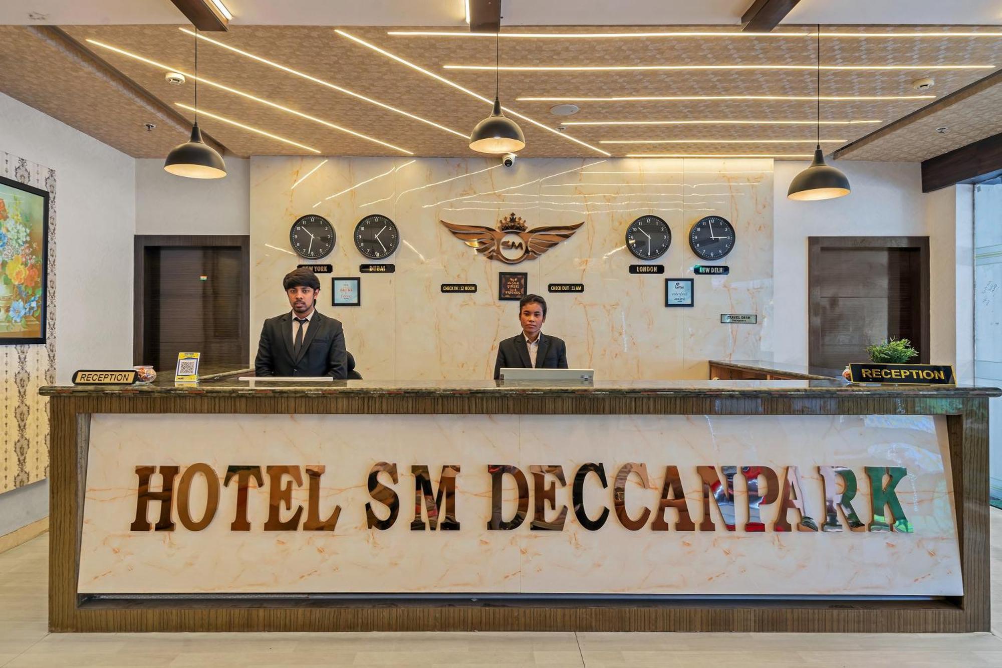Hotel Sm Deccan Park シャムシャバード エクステリア 写真