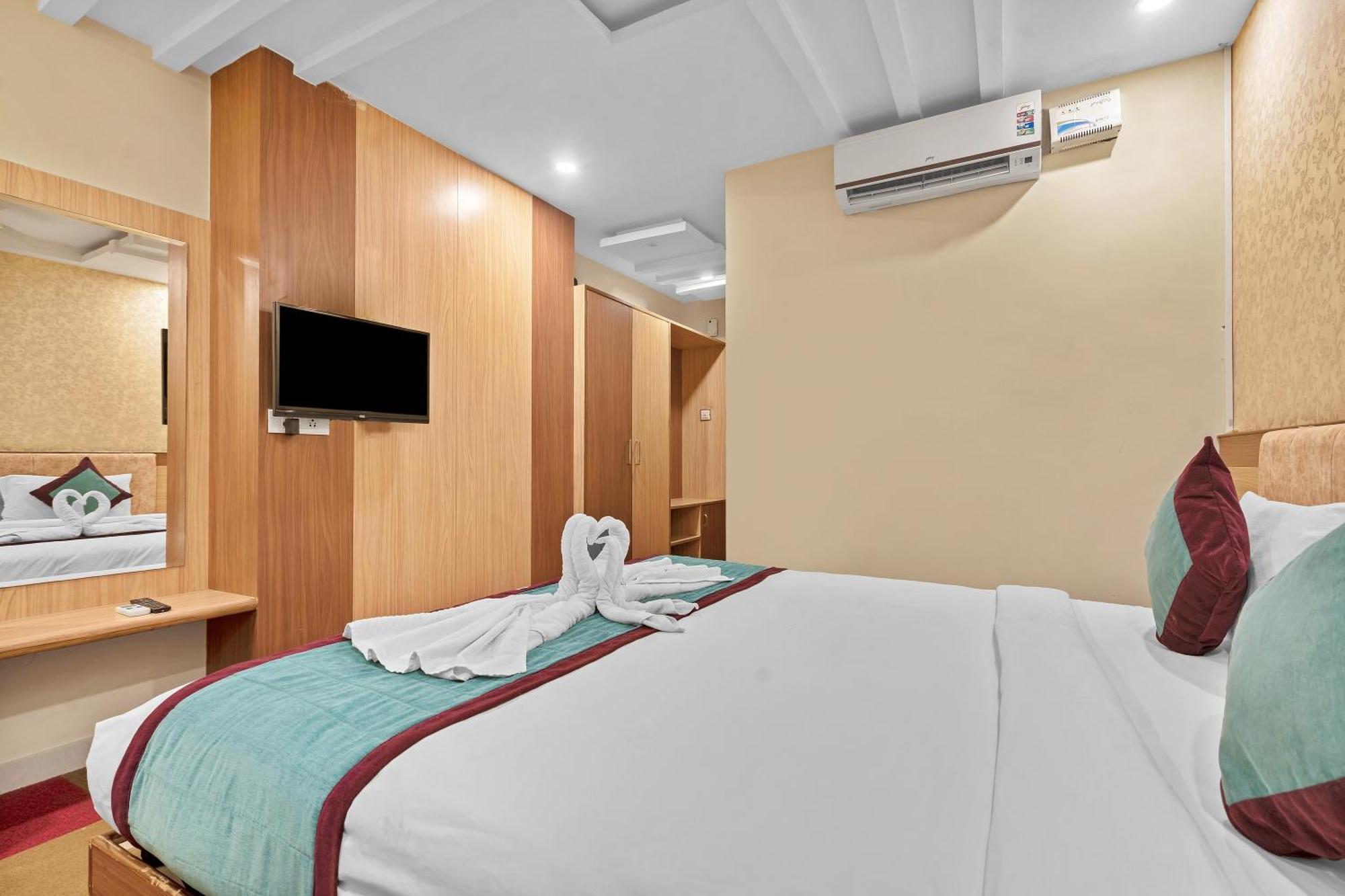 Hotel Sm Deccan Park シャムシャバード エクステリア 写真