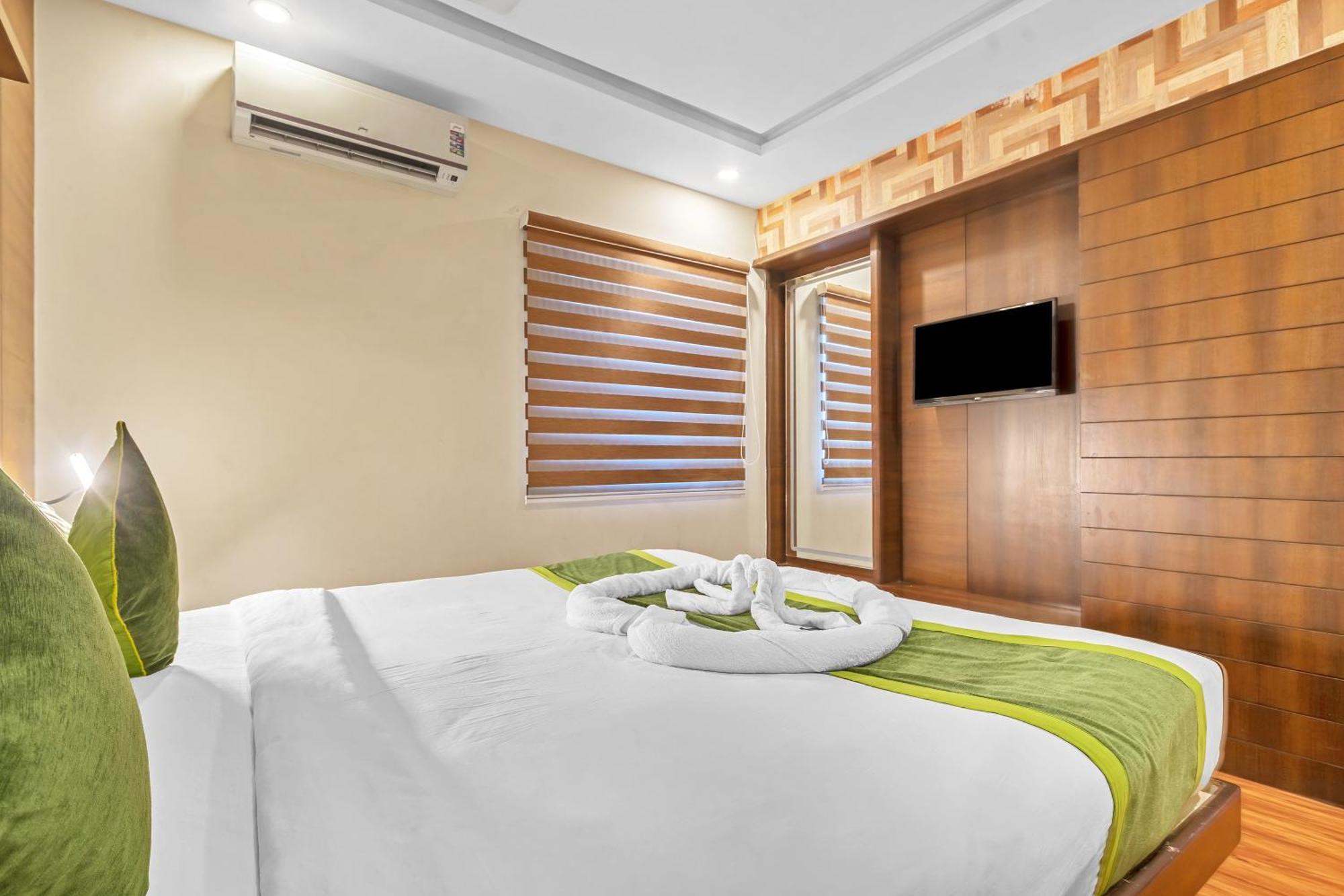Hotel Sm Deccan Park シャムシャバード エクステリア 写真